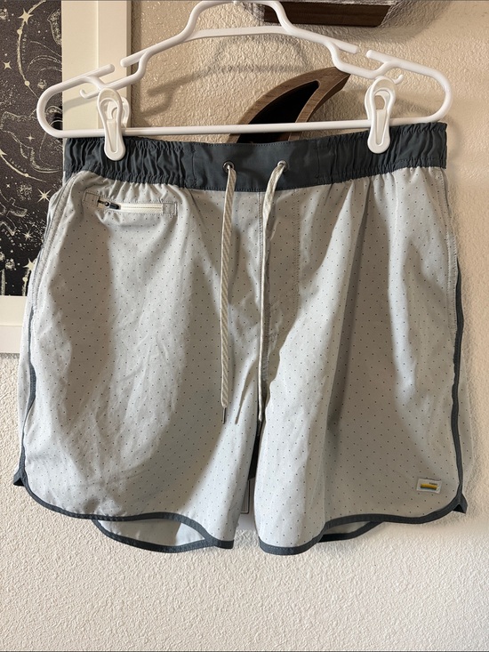 Vuori Other - Vuori Banks Micro Dot Performance Board shorts